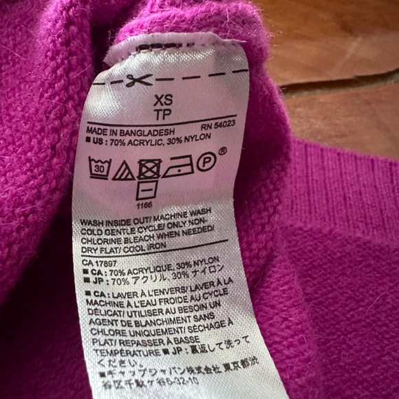 Purple Banana Republic sweater - Picture 3 of 3